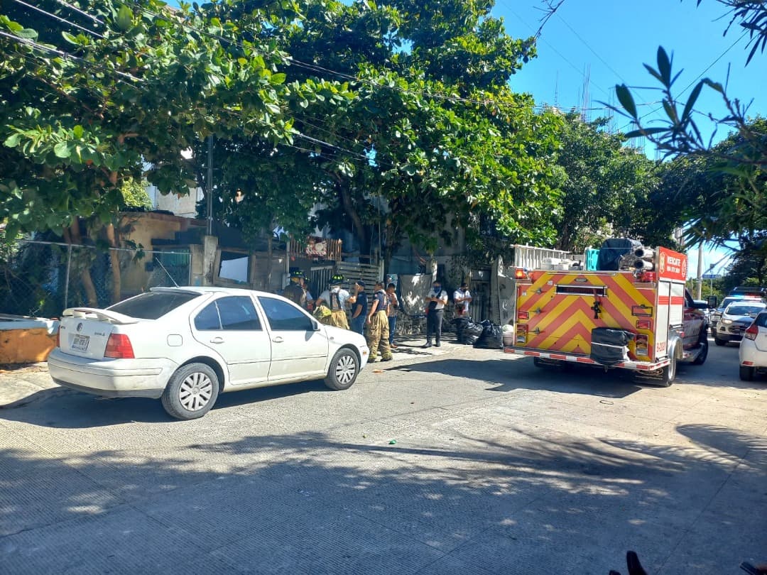 Pirotecnia causa incendio en Playa del Carmen