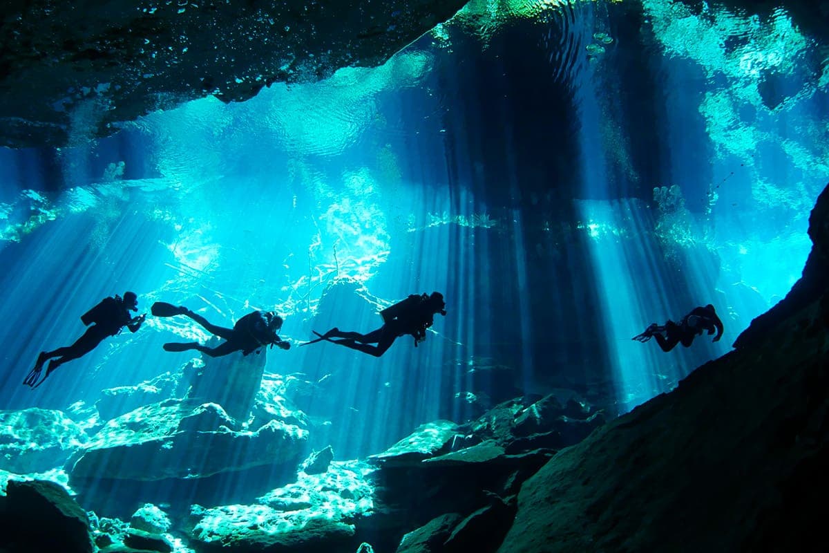 El Tren Maya se construye sobre el mayor sistema de cuevas sumergidas del mundo