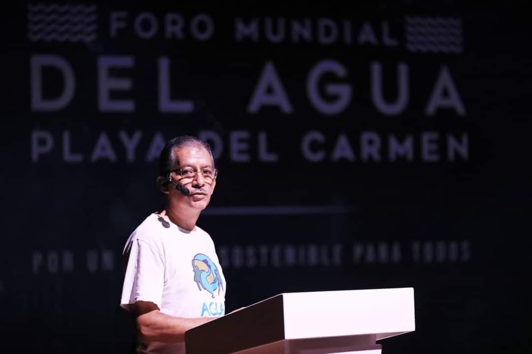 Activista Enrique Burton interpone juicio contra el IEQROO