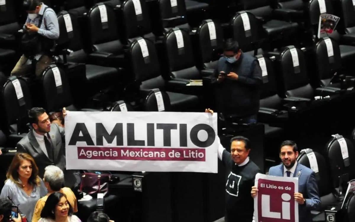 Sin debate y en "fast track": Aprueban reforma de AMLO sobre litio