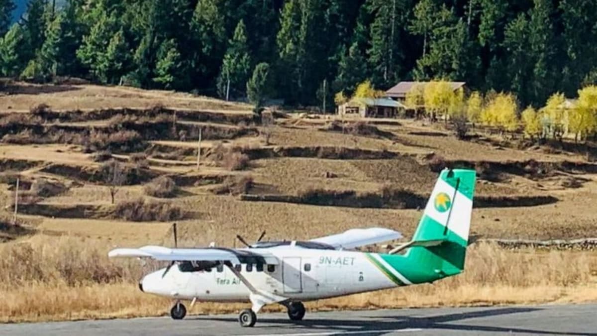Avión con 22 personas a bordo desaparece en Nepal