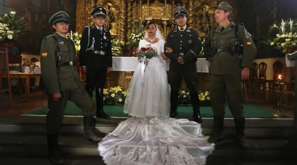 Pareja de Tlaxcala celebra su boda con temática "Nazi"