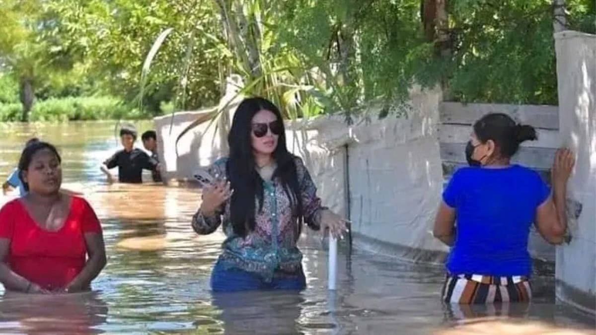 Alcaldesa en Sinaloa causa furor tras acudir a zonas afectadas por inundaciones