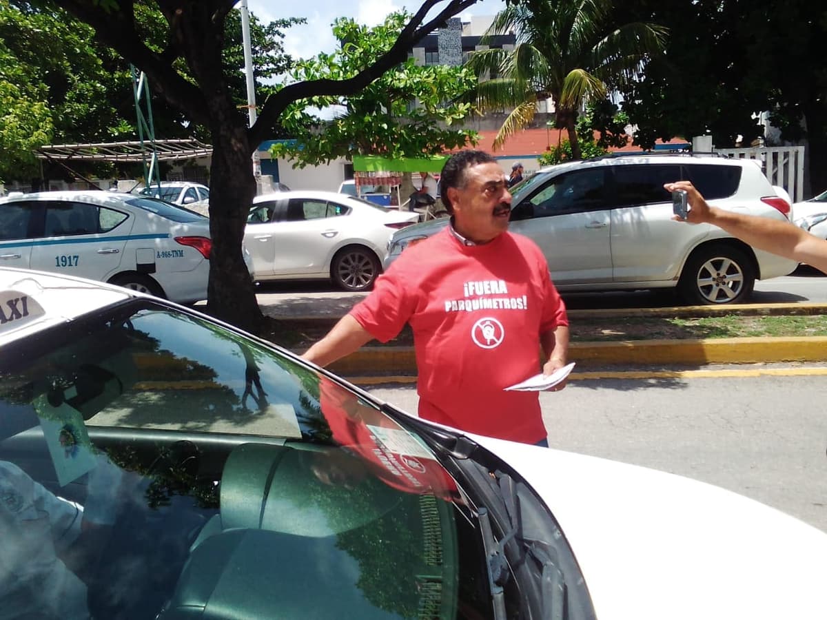 ¡FUERA PARQUÍMETROS! Surge "Los guardianes de los turistas", campaña para frenar abusos de PlayaParq