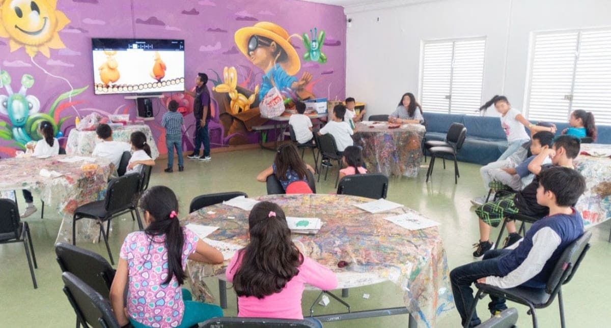 Niños rescatados de la Quinta Avenida ya regularizan sus estudios