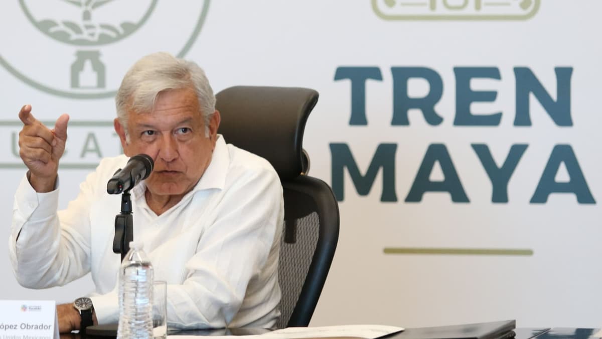 AMLO llama al Tren Maya la obra ferroviaria más importante del mundo