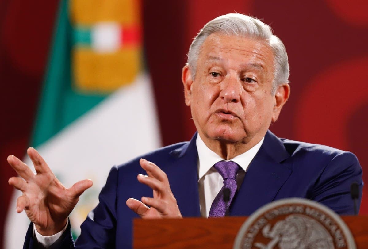 AMLO crítica incremento de precios de la Coca-Cola: "No es buena para la salud"