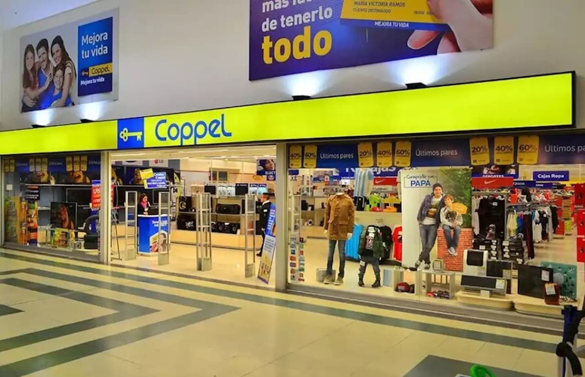 Empleado renuncia a Coppel y usa la experiencia para abrir su propia tienda