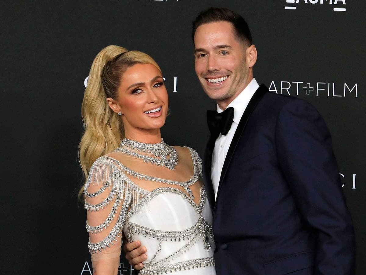 Paris Hilton y Carter Reum anuncian la llegada de su primer hijo