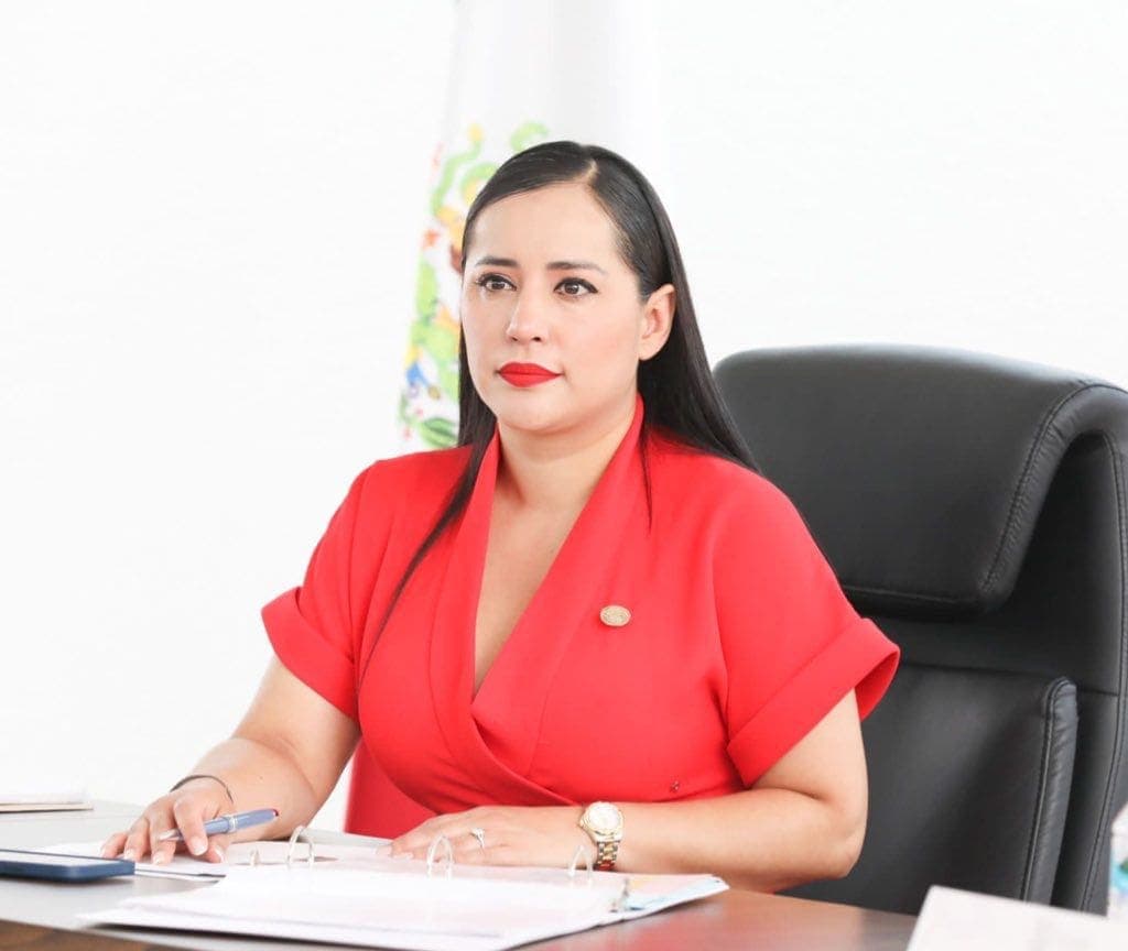 “La política es un asco”: Sandra Cuevas anuncia su retiro