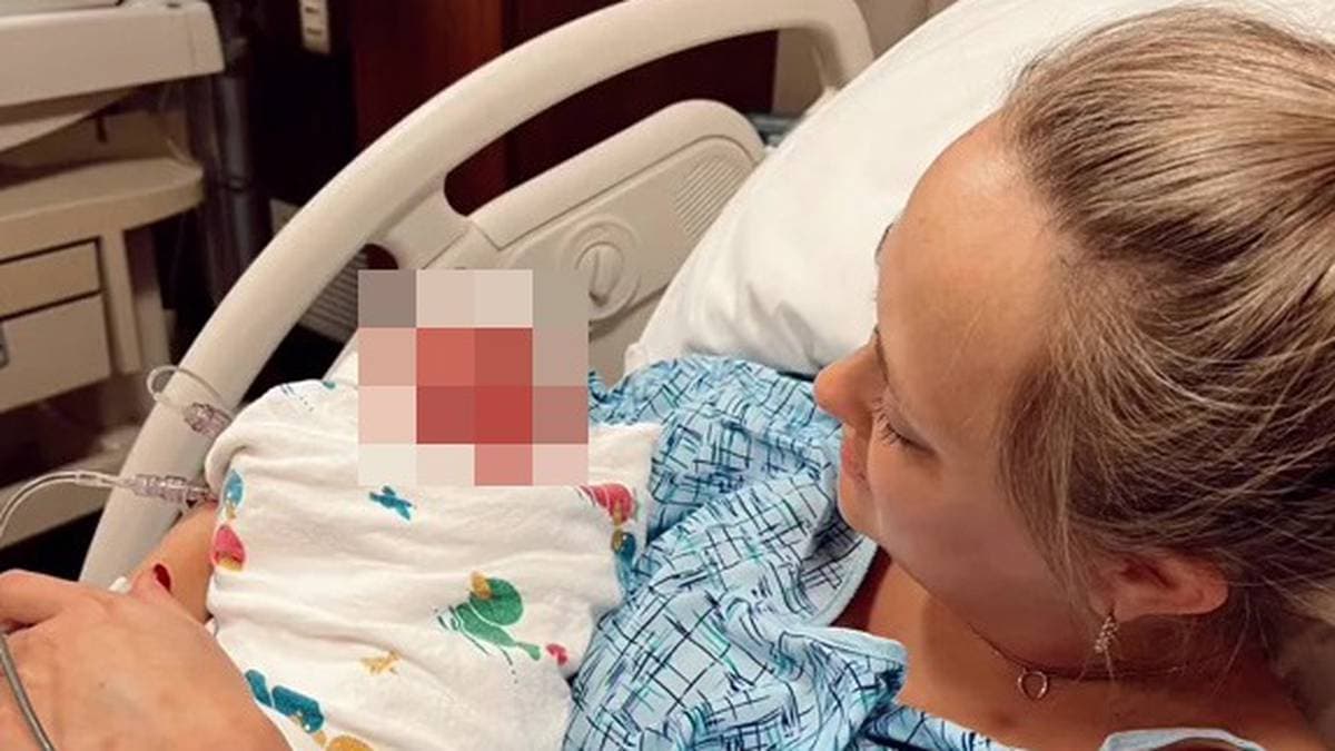 VIDEO: Pensó que tenía piedras en el riñón, pero estaba embarazada y a punto de dar a luz