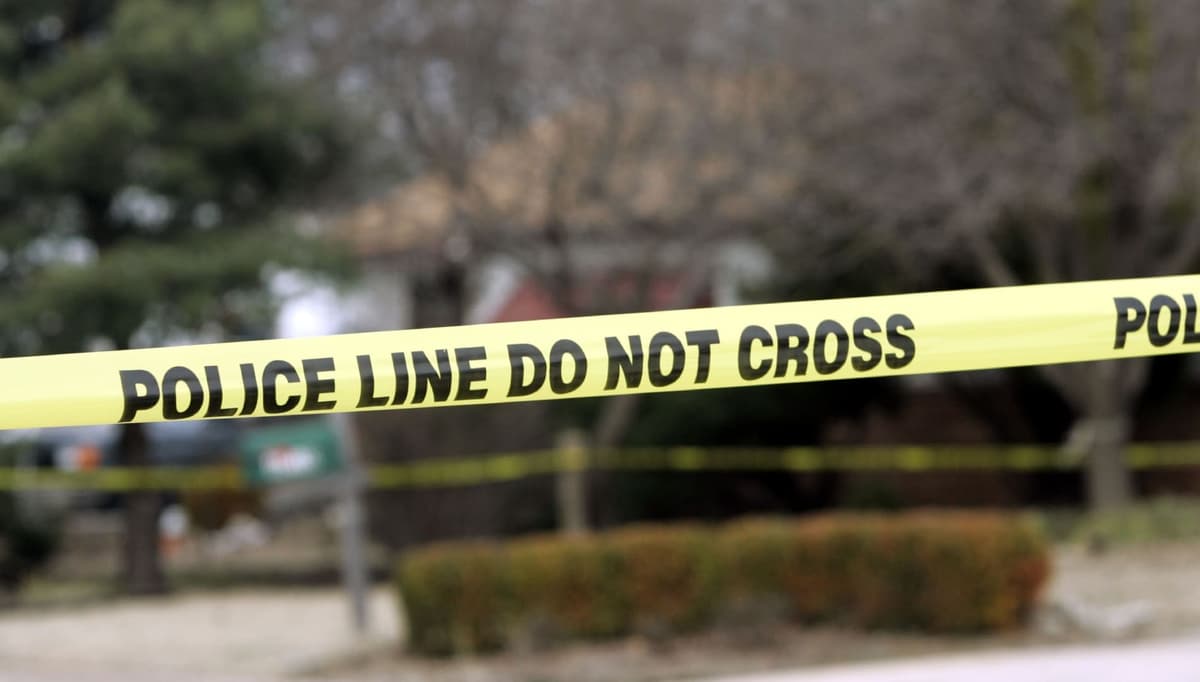 Niño de dos años dispara y mata por accidente a su mamá