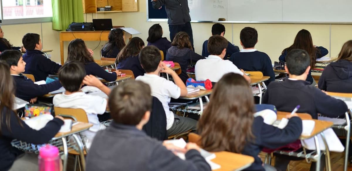 Detienen a maestro que propuso a alumna de secundaria ser su “sugar daddy” en Jalisco