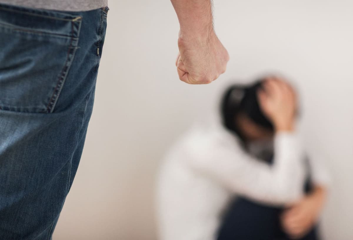 VIDEO: Exhiben a sujeto que dió golpiza a una mujer en la colonia Narvarte, CDMX