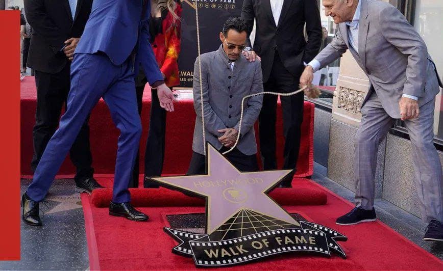 Marc Anthony recibe su estrella en el paseo de la fama de Hollywood