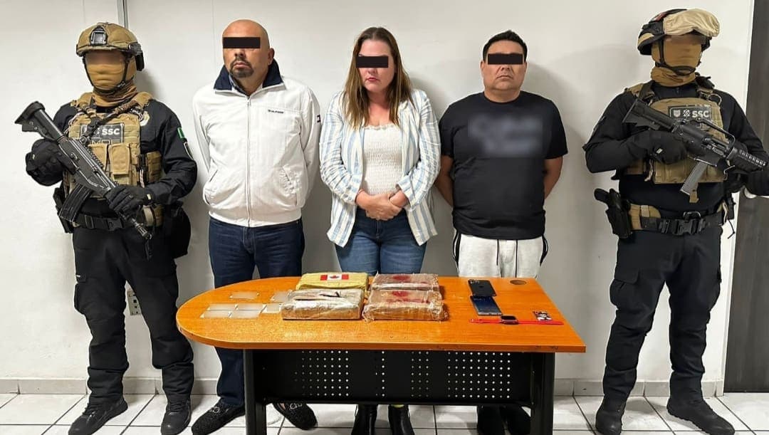Detienen cargados de droga a tres personas; investigan presunto nexo con la Fiscalía de Quintana Roo