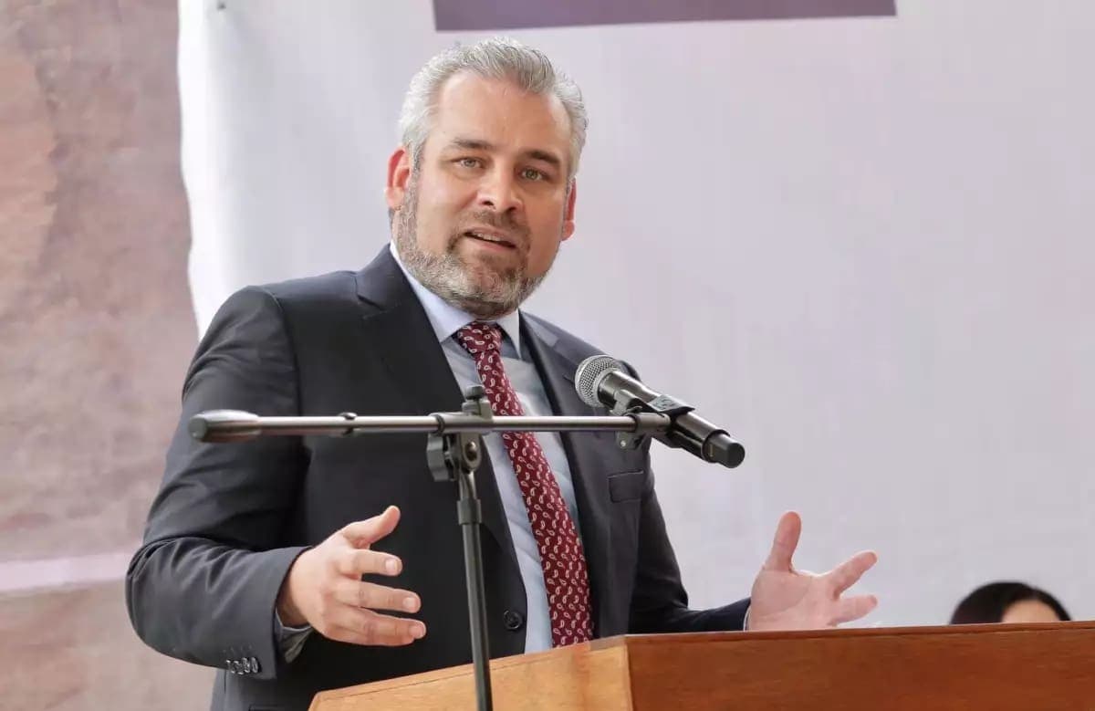 Comunidad judía exige disculpa pública a gobernador de Michoacán tras comentarios irónicos de Israel