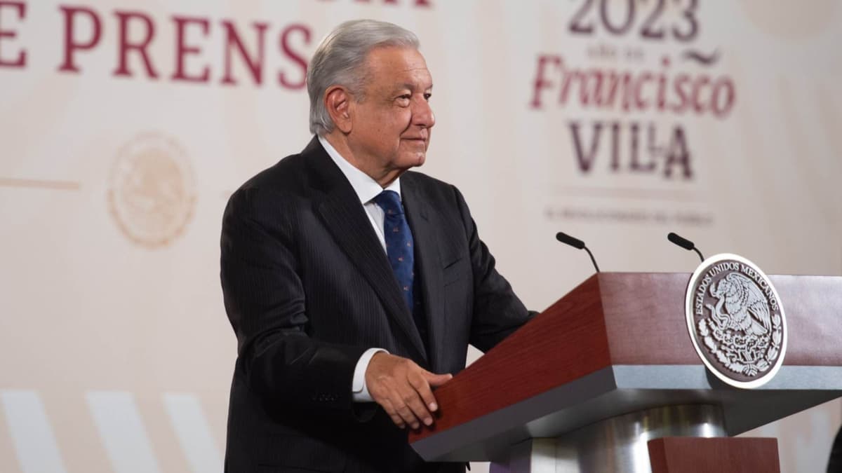 INE se negó a suspender “las mañaneras” de AMLO; piden al presidente que respete la ley