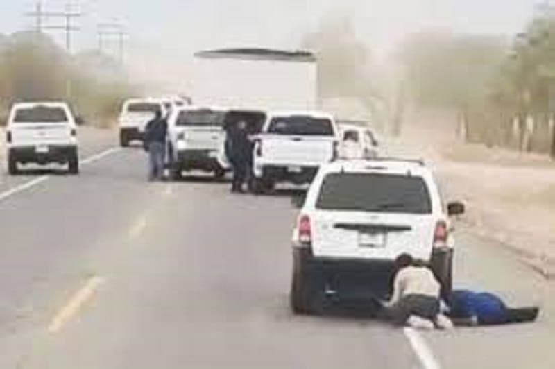 Agentes frustran rescate de capo y abaten a 12 pistoleros en Sonora