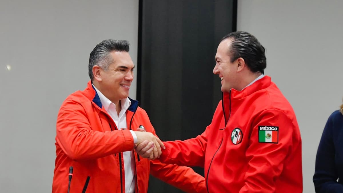 ¡NI DEL TITANIC SE BAJARON TAN RÁPIDO! Carlos Orvañanos abandona al PAN y se une al PRI