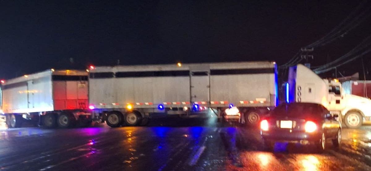 Video: Reportan enfrentamientos y bloqueos en Jalisco 