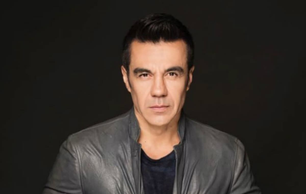 VIDEO: Anuncia Adrián Uribe su interés de incursionar en la política