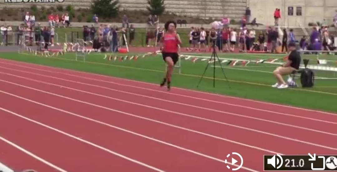 VIDEO: Corredora trans supera a competidoras femeninas y establece nuevo récord