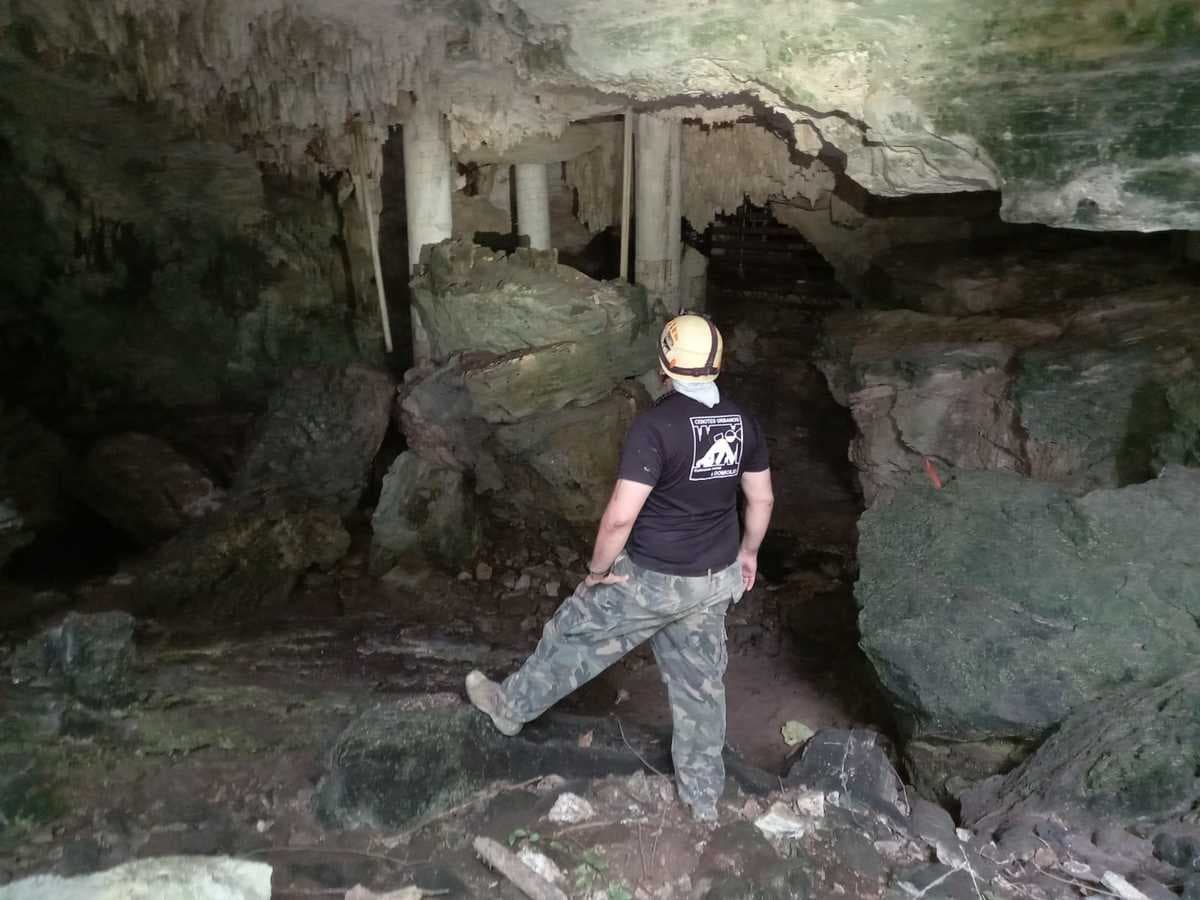 Se está 'reparando' caverna afectada por columna de Tren Maya, dice AMLO