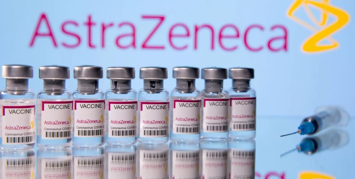 AstraZeneca admite que vacuna contra el Covid puede provocar trombosis