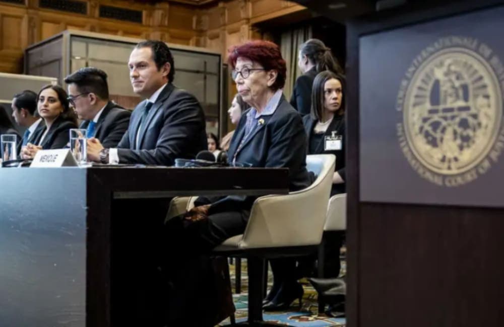 Gobierno de AMLO advierte que Ecuador "cruza líneas que no se deben cruzar"