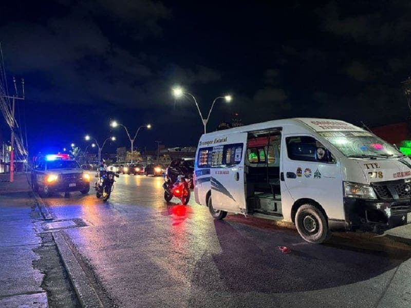 Asaltan combi a mano armada en la avenida Portillo de Cancún