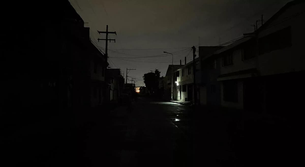 Apagón masivo: Emergencia en sistema eléctrico duró casi 5 horas