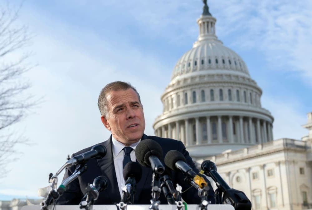 Justicia de EE. UU. declara culpable de tres cargos al hijo de Joe Biden por la compra de un arma