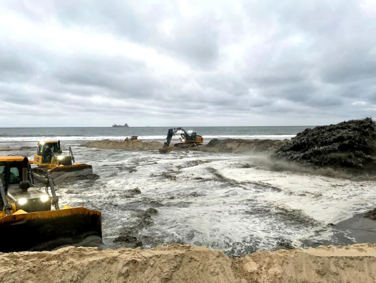 Piden hoteleros proyecto y presupuesto para recuperar playas de Cancún