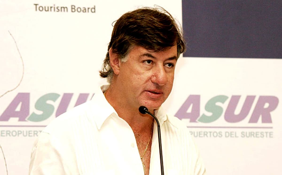 Dueño del aeropuerto de Cancún duplica su fortuna en la era obradorista