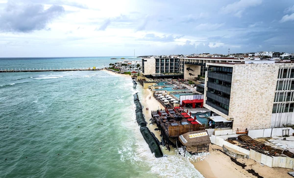 Video: Reportan maquinaria pesada en área del hotel Grand Hyatt, en Playa del Carmen