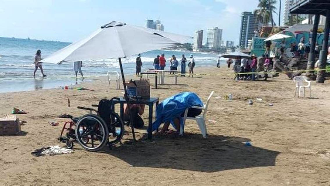 Asesinan a una persona en playa de la Zona Dorada de Mazatlán