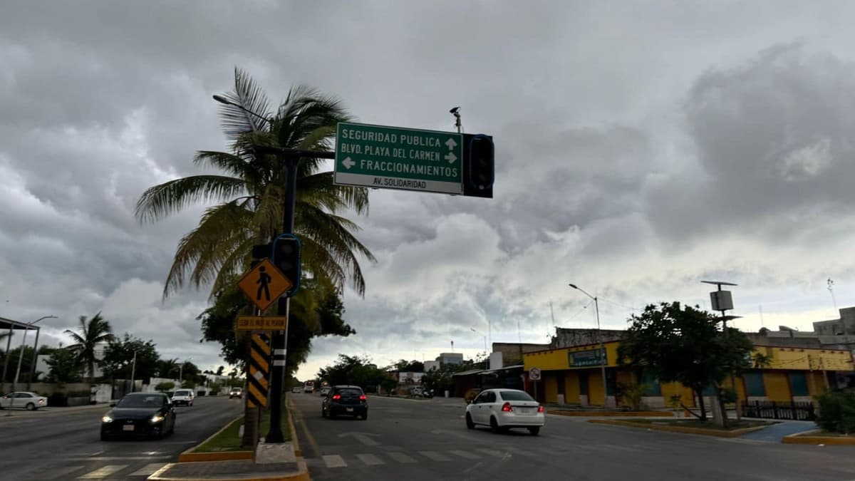 Varias zonas de Cancún y Playa del Carmen se quedan sin luz
