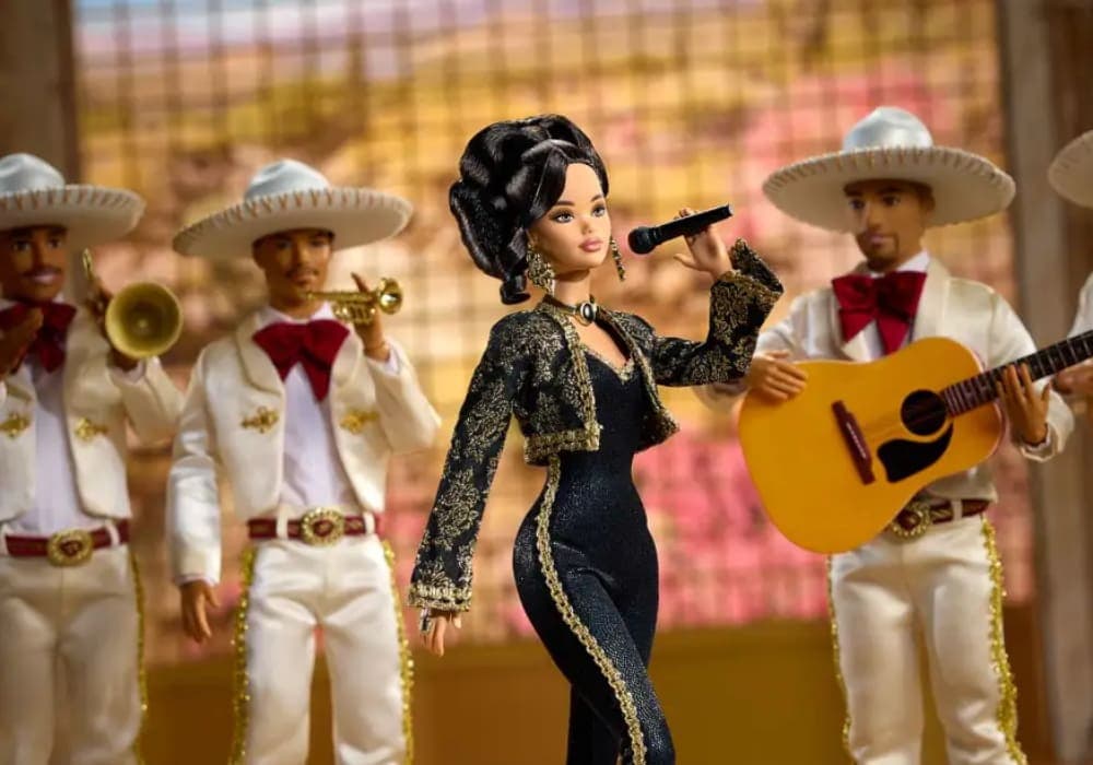 Mattel lanza una nueva versión de la muñeca Barbie inspirada en Juan Gabriel