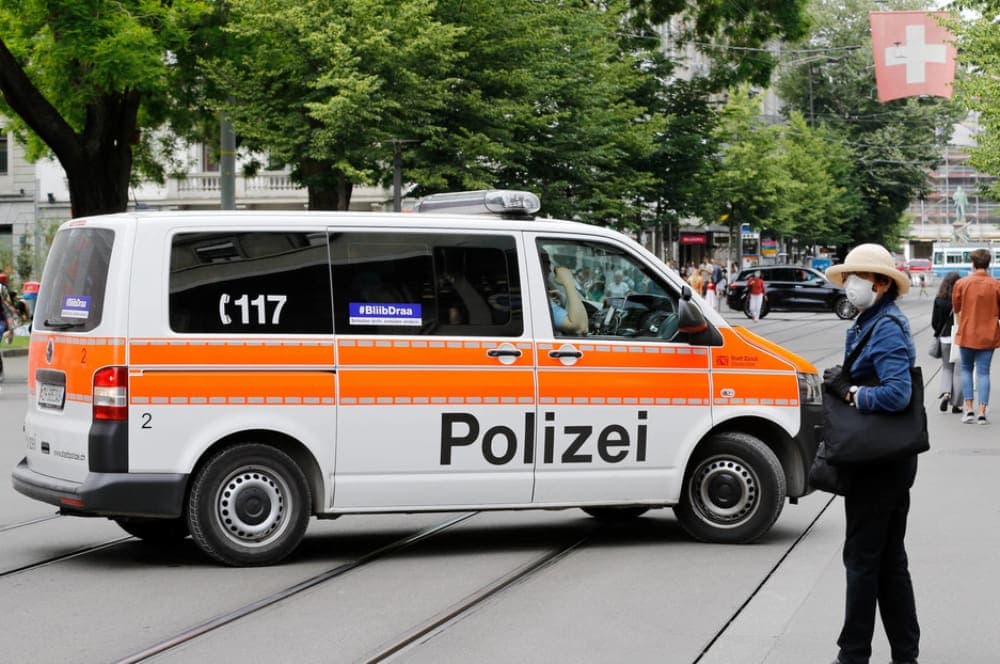 Denuncian que una pareja sádica mantenía en esclavitud a dos jóvenes en su casa en Suiza