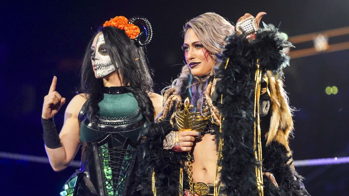 Luchadora de la WWE rinde homenaje al Día de Muertos tras vestirse de Catrina