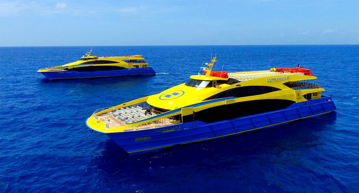 Falla ferry de Ultramar entre Isla Mujeres y Cancún con más de 300 pasajeros