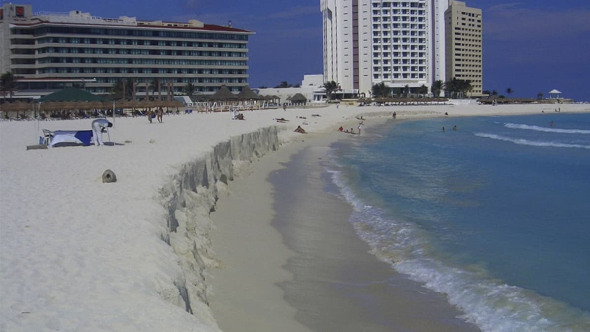 Erosión ya acabó con más de 30 kilómetros de playas en Quintana Roo