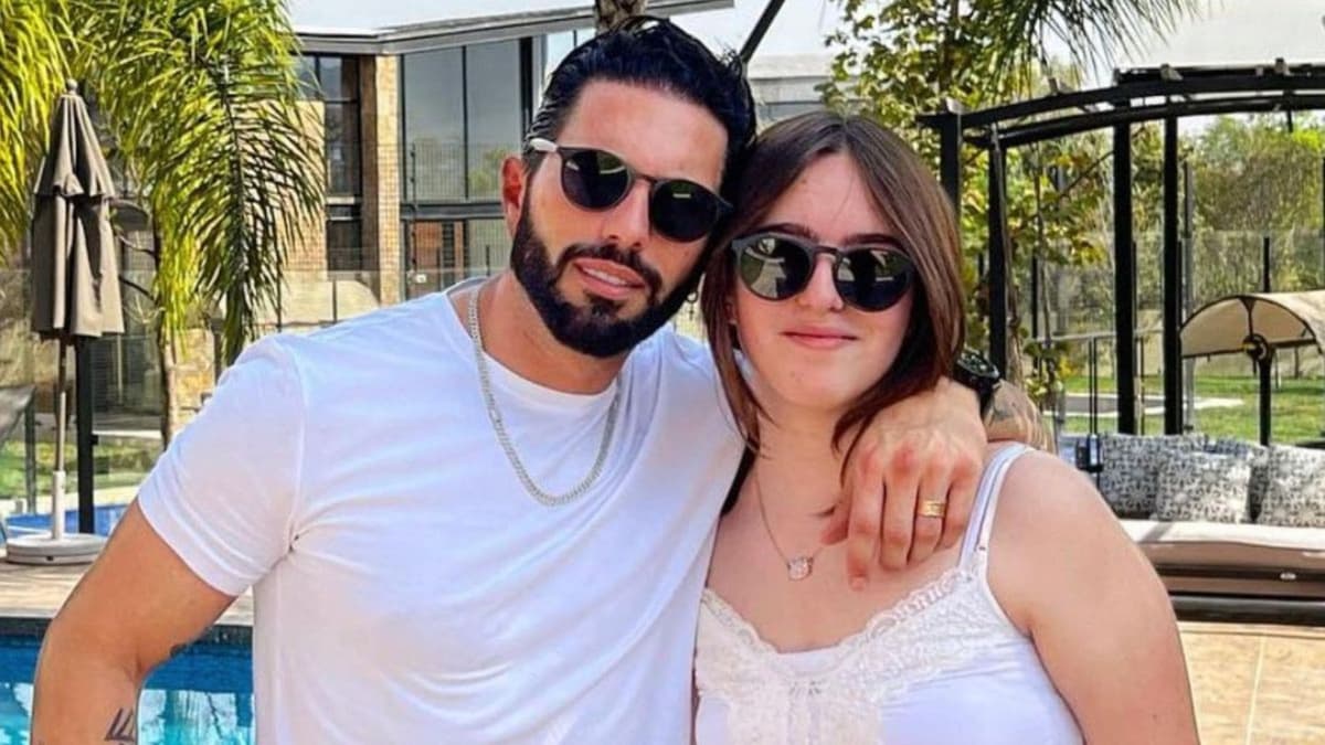 Poncho de Nigris se niega a hacerle fiesta de XV años a su hija y desata una discusión