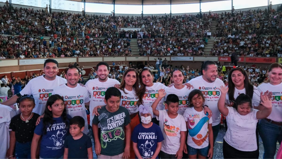 Festeja Mara Lezama junto a casi 10 mil personas de Cancún el “Día de la Niña y el Niño”