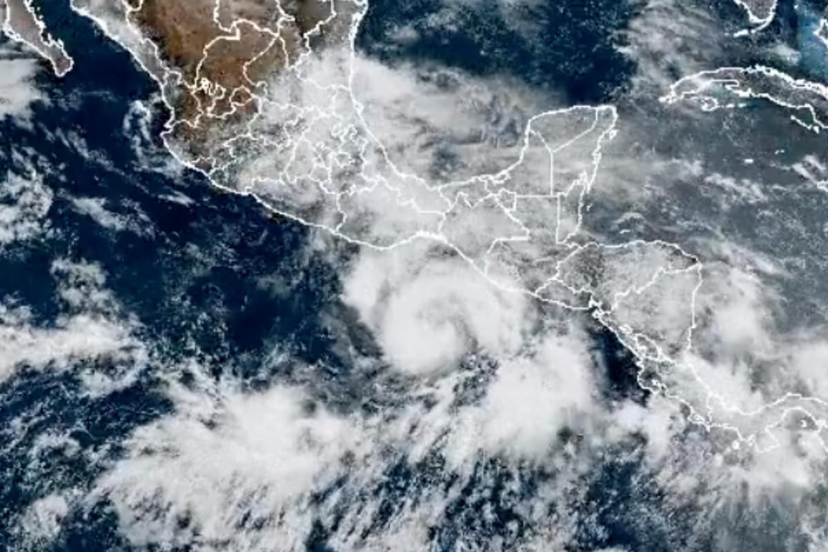 Incrementa a 70% la probabilidad de formación de un nuevo ciclón frente a costas de Oaxaca