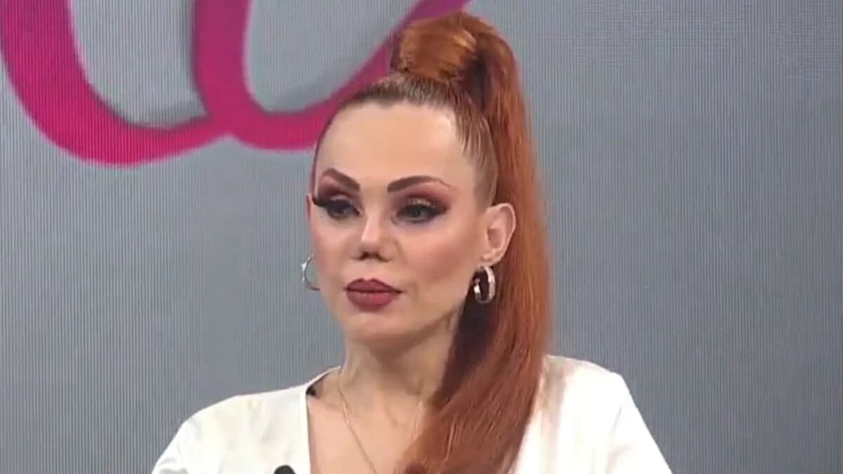 Modelo Carmen Campuzano es hospitalizada por problemas nasales