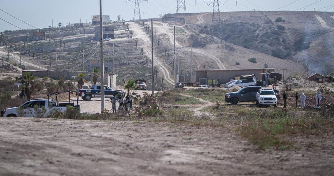 Hallan a mujer asesinada en Tijuana, Baja California, con mensaje de advertencia
