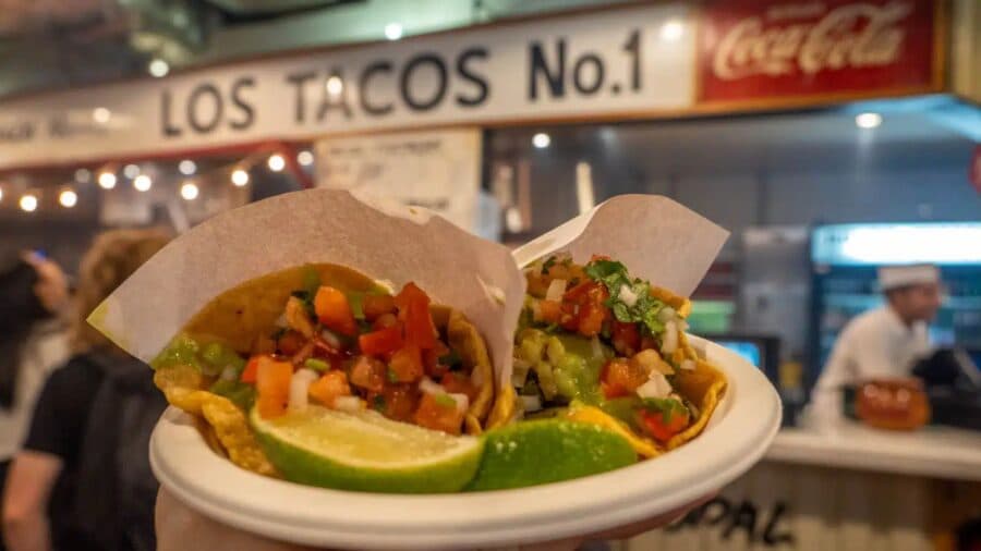 Turista de Alemania demanda a taquería por servir salsa "demasiado picante" en Nueva York, Estados Unidos