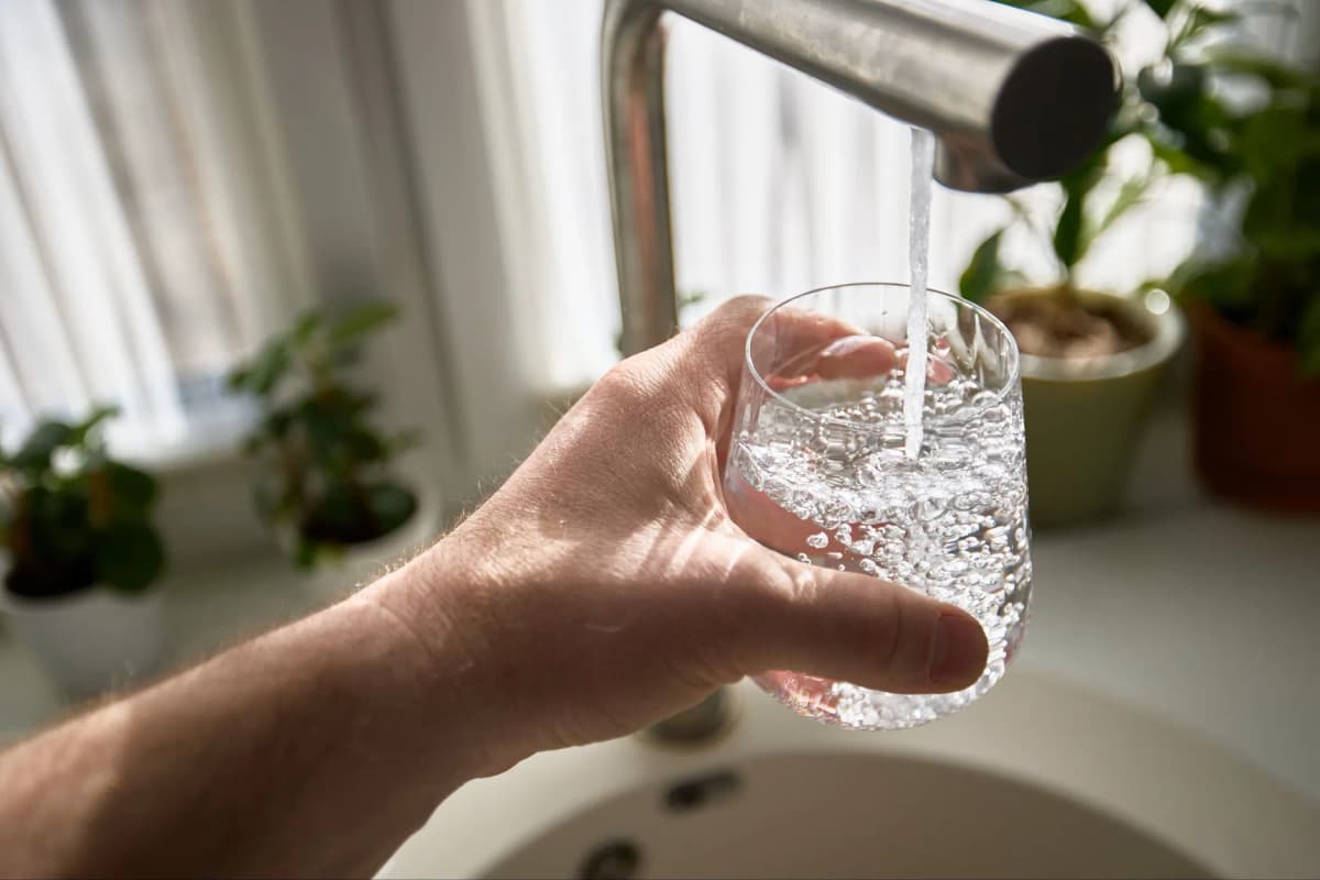 Presenta Aguakan guía para evaluar la calidad del vital líquido en tu hogar